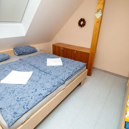 Dovc Family Apartment Catez ob Savi